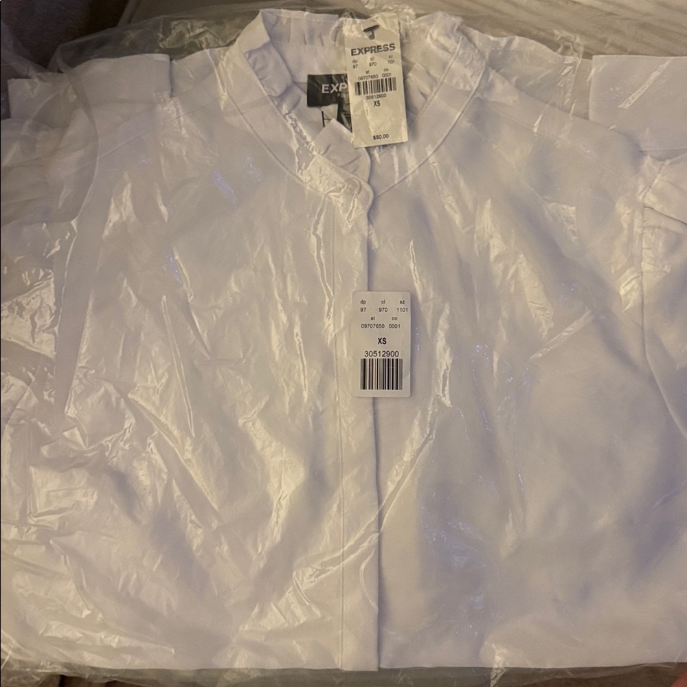 Express Relaxed Ruffle Neck Portofino | XS - Picture 4 of 5